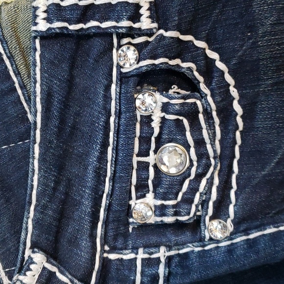 LA Idol Jean Capri - Picture 5 of 8